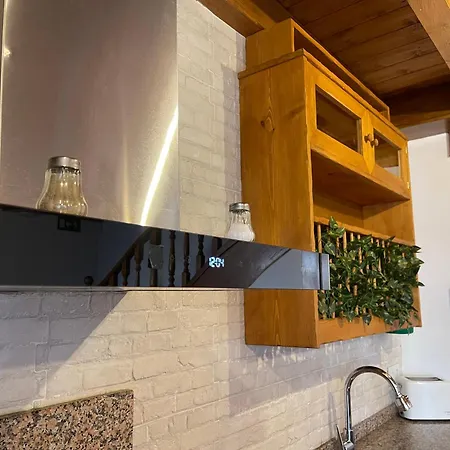 Vv Casa Zalo بيت للعطل Onís